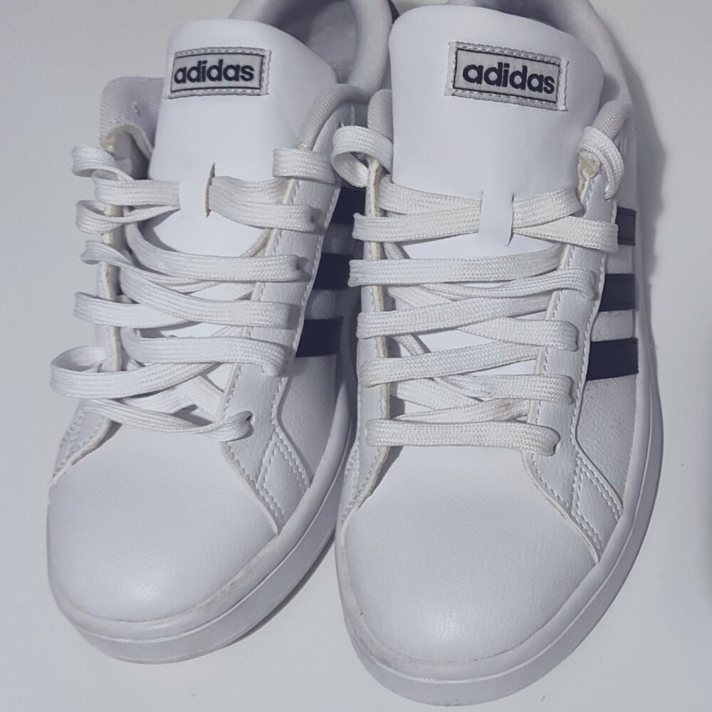 Adidas Grand Court 2.0 Sneakers